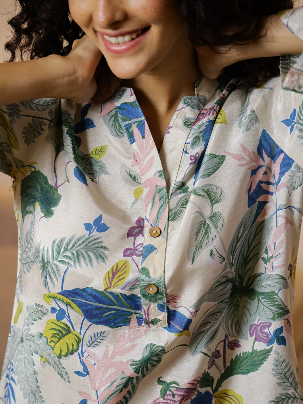 Floral Printed V-Neck Cotton Night Suit - SanskrutiHomes 