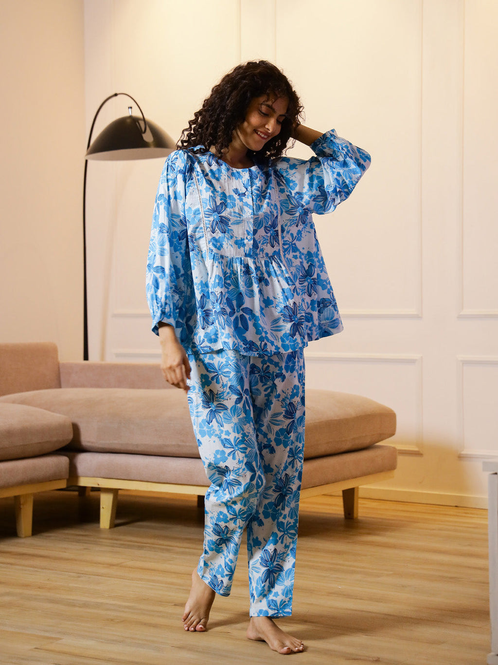 Blue Flower Printed Round Neck Night Suit - SanskrutiHomes 