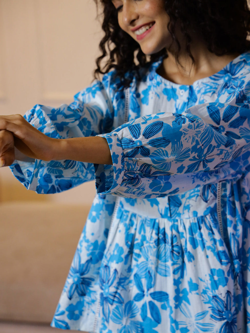 Blue Flower Printed Round Neck Night Suit - SanskrutiHomes 