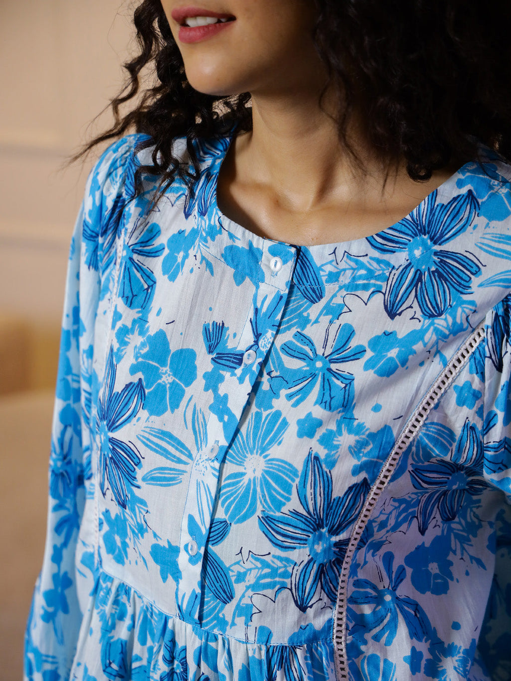 Blue Flower Printed Round Neck Night Suit - SanskrutiHomes 