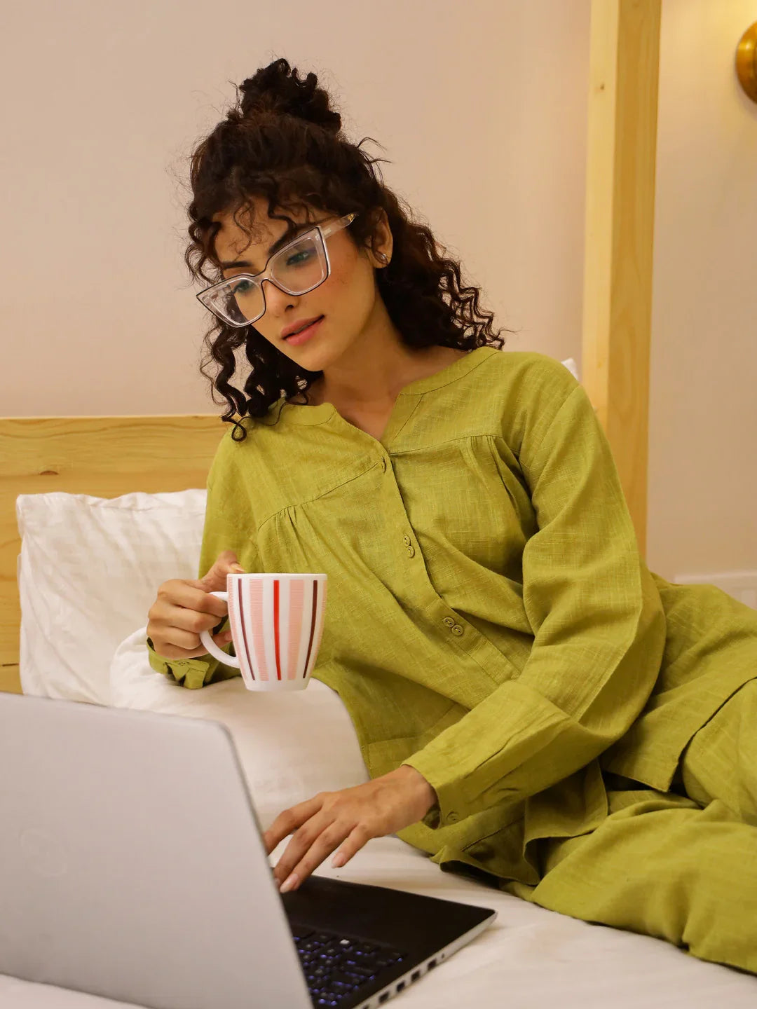 Solid Print Round Neck Night Suit Set - SanskrutiHomes 