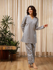 Flower Printed velvet V Neck Winter Loungewear Set - SanskrutiHomes 