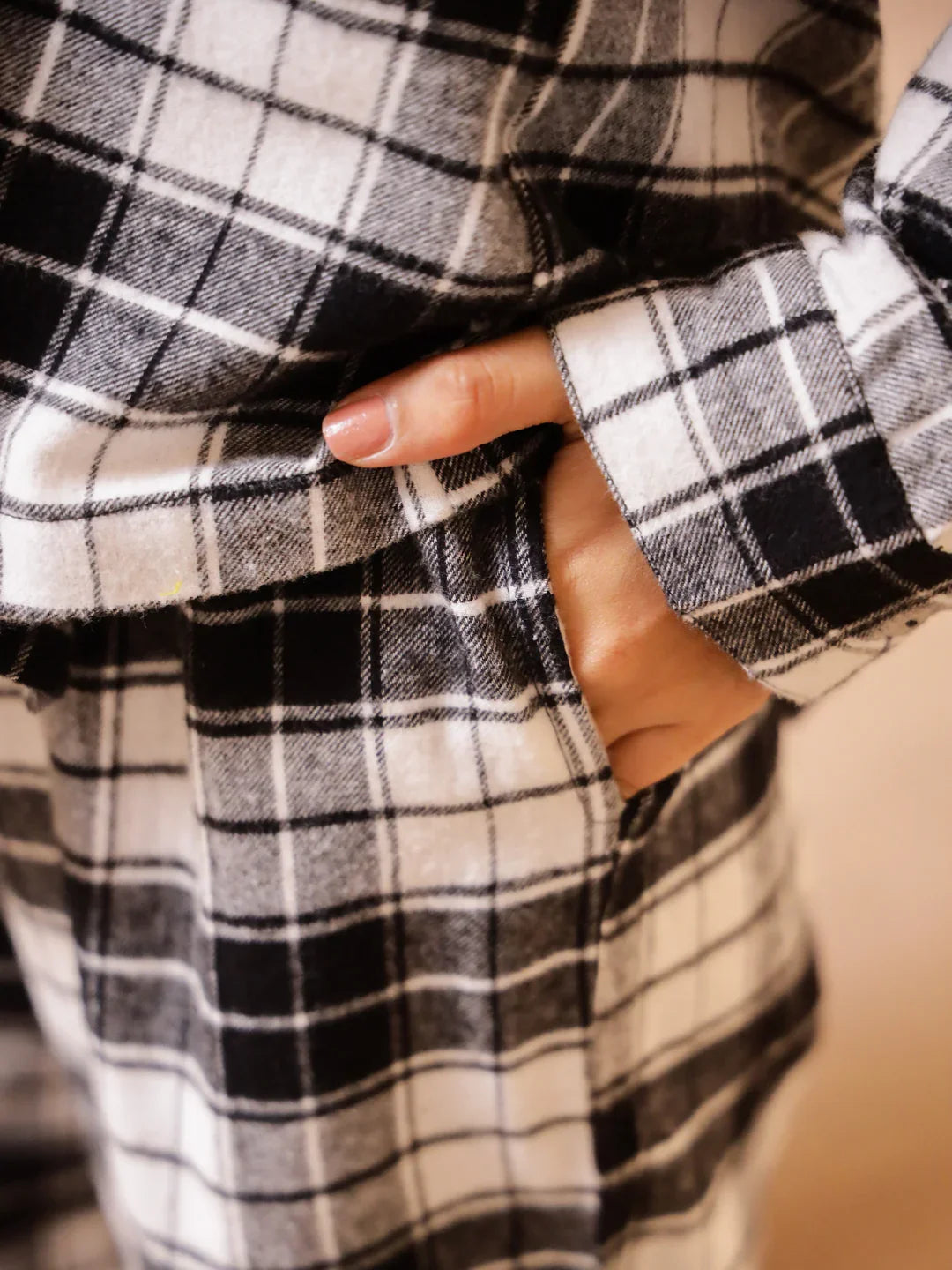 Black Checks Cashmere Winter Loungewear Set - SanskrutiHomes 