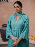 Green V-Neck Solid Print Kurta set - SanskrutiHomes 