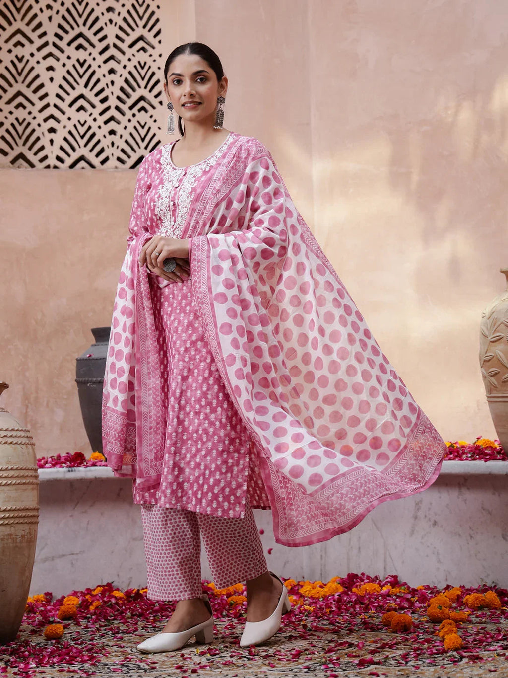 Pink Floral Printed Kurta Set with Dupatta - SanskrutiHomes 