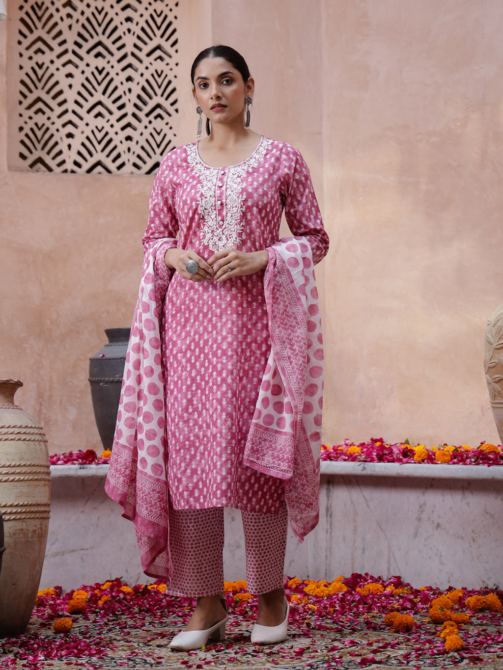 Pink Floral Printed Kurta Set with Dupatta - SanskrutiHomes 