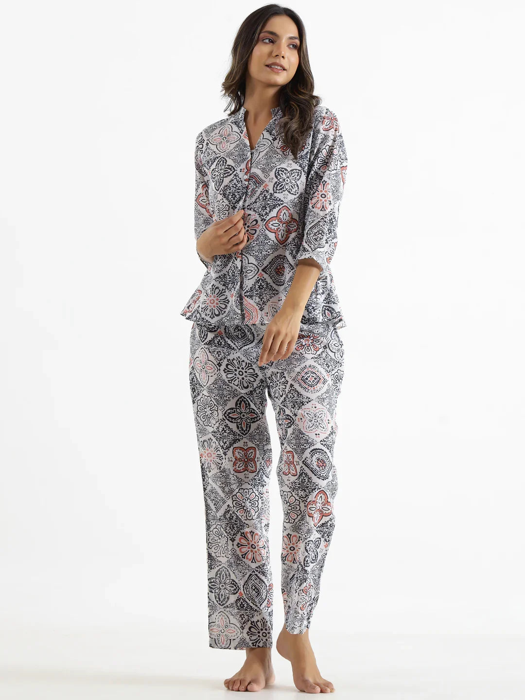Women Pure Cotton Night Suit - SanskrutiHomes 