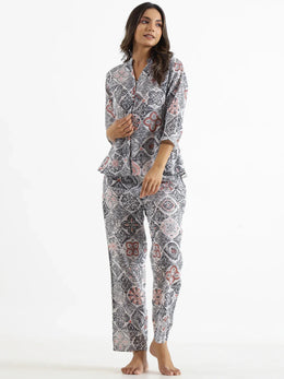 Women Pure Cotton Night Suit - SanskrutiHomes 