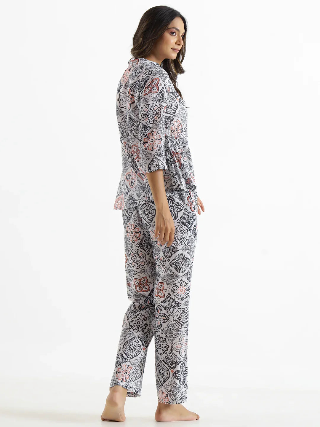 Women Pure Cotton Night Suit - SanskrutiHomes 