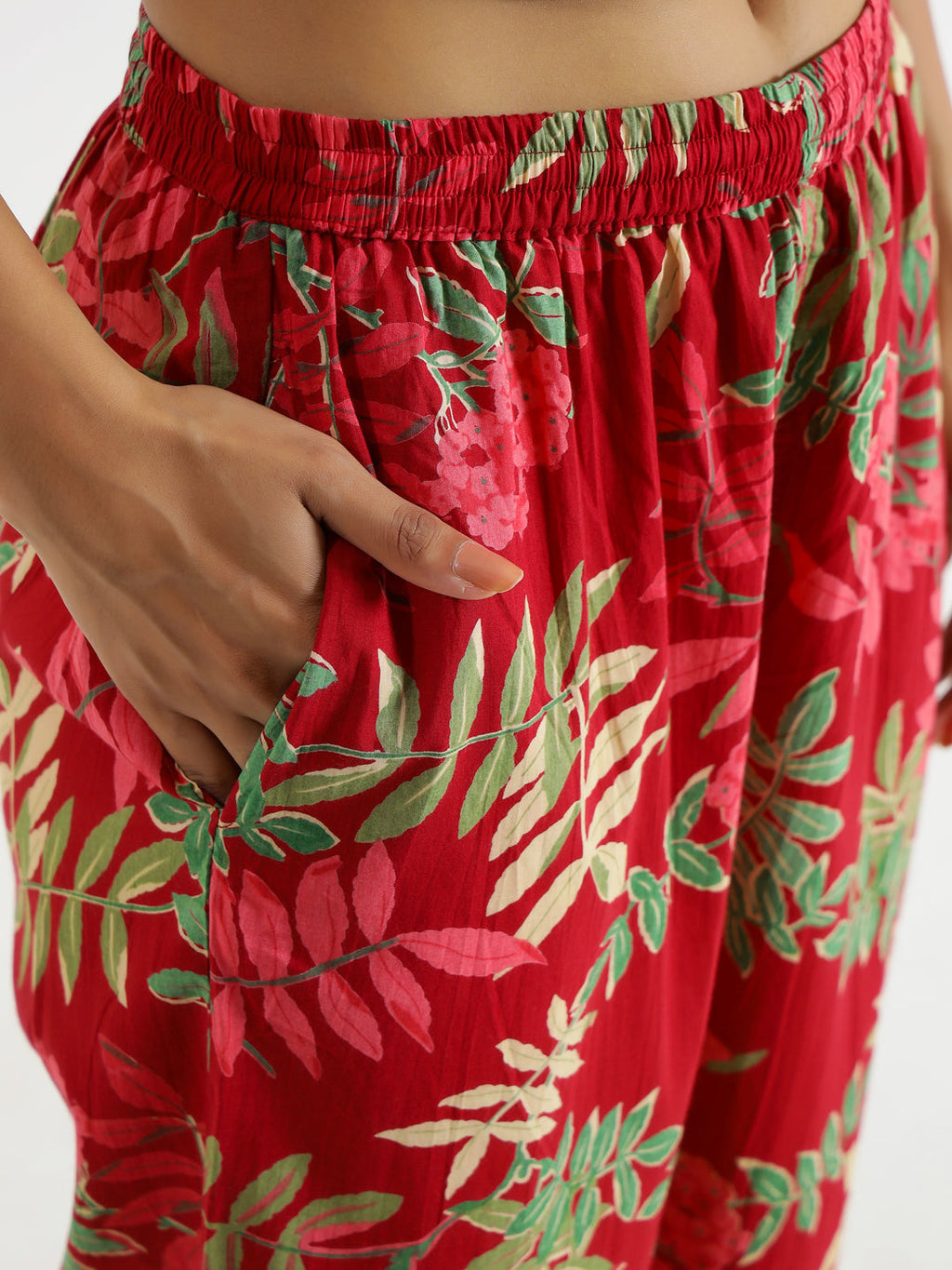 Red Floral Printed Pure Cotton Lounge Pants - SanskrutiHomes 