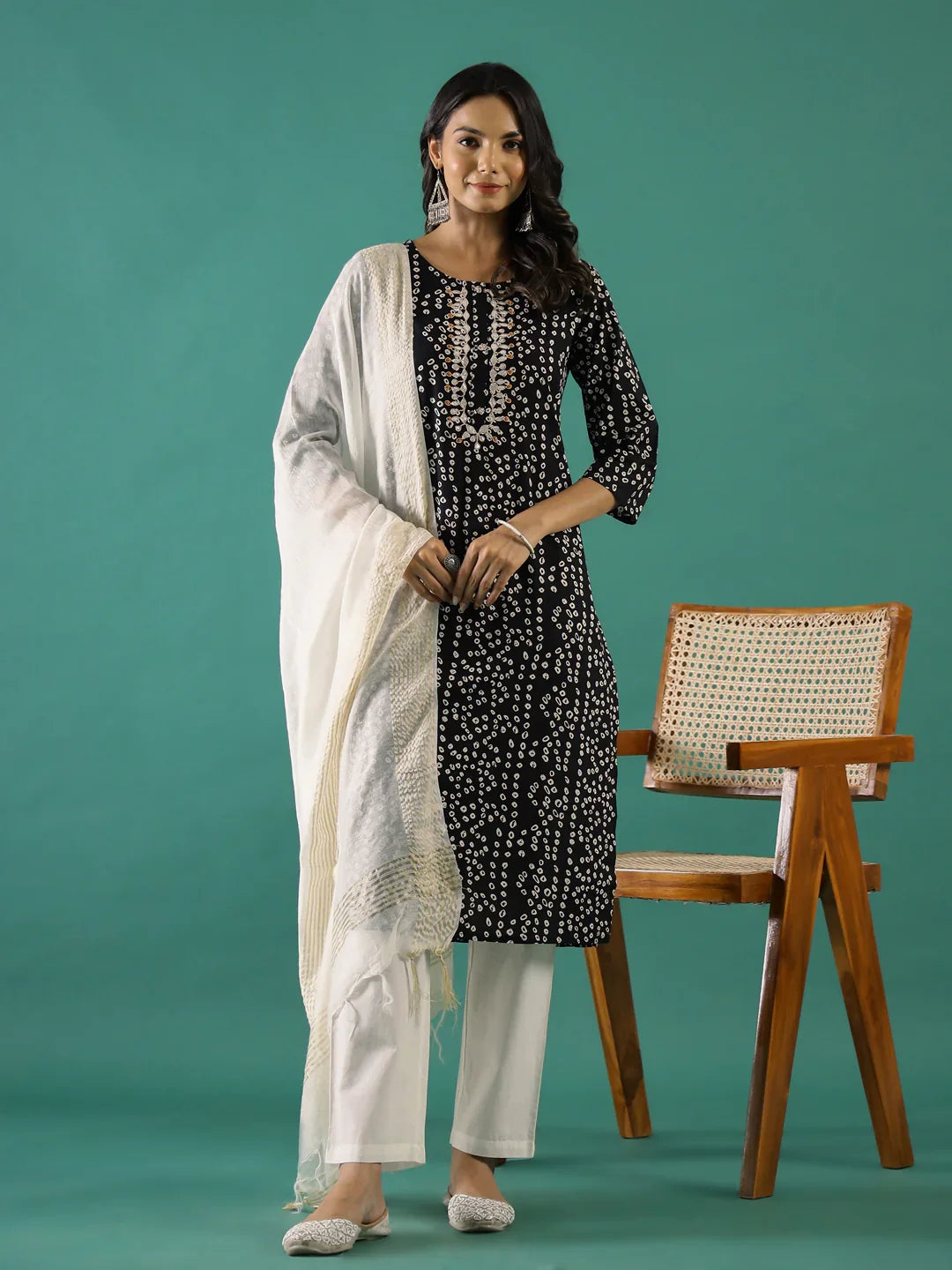 Black & White Printed Kurta Set - SanskrutiHomes 