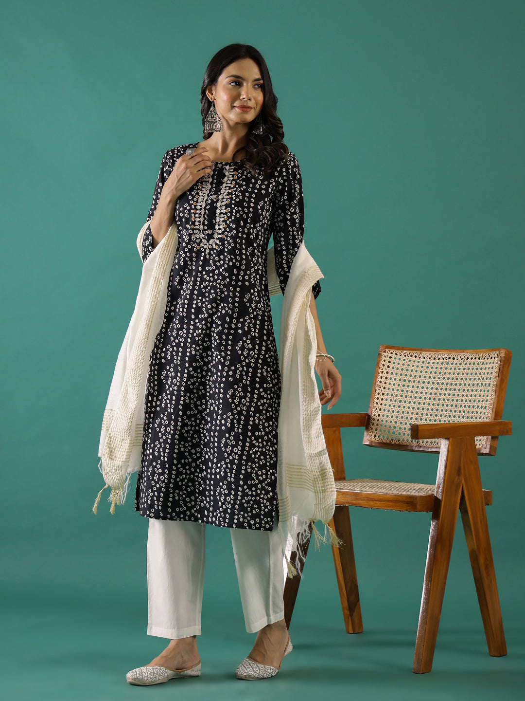 Black & White Printed Kurta Set - SanskrutiHomes 