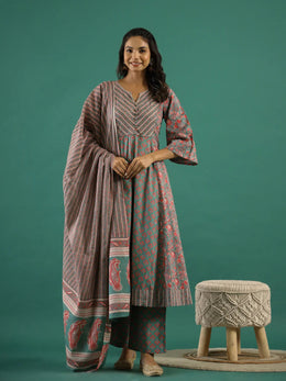Set of 3 Flower Printed Kurta Set with Dupatta - SanskrutiHomes 