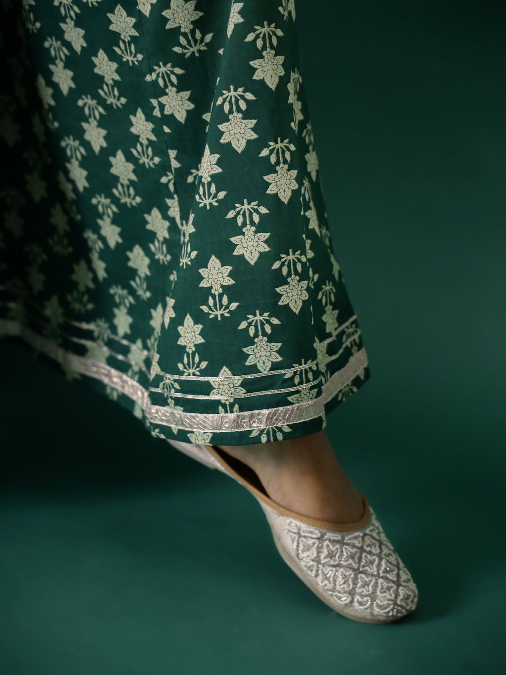 Black Crush Velvet Night Suit for Women - SanskrutiHomes 