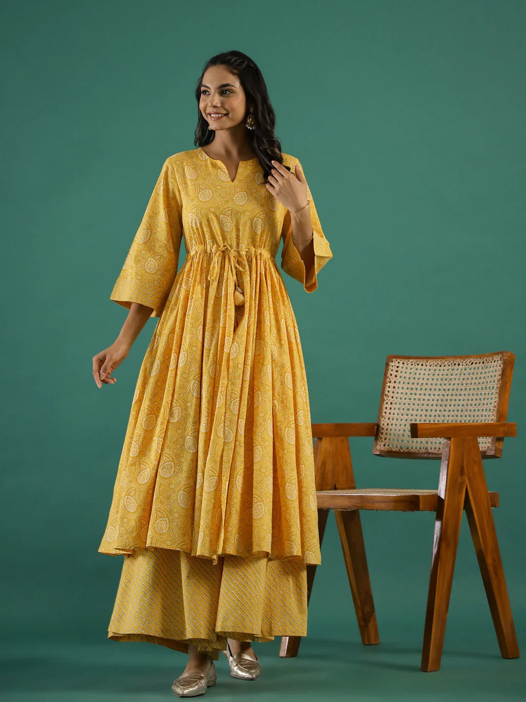 Ethnic Motifs Printed Cotton Kurta Set - SanskrutiHomes 