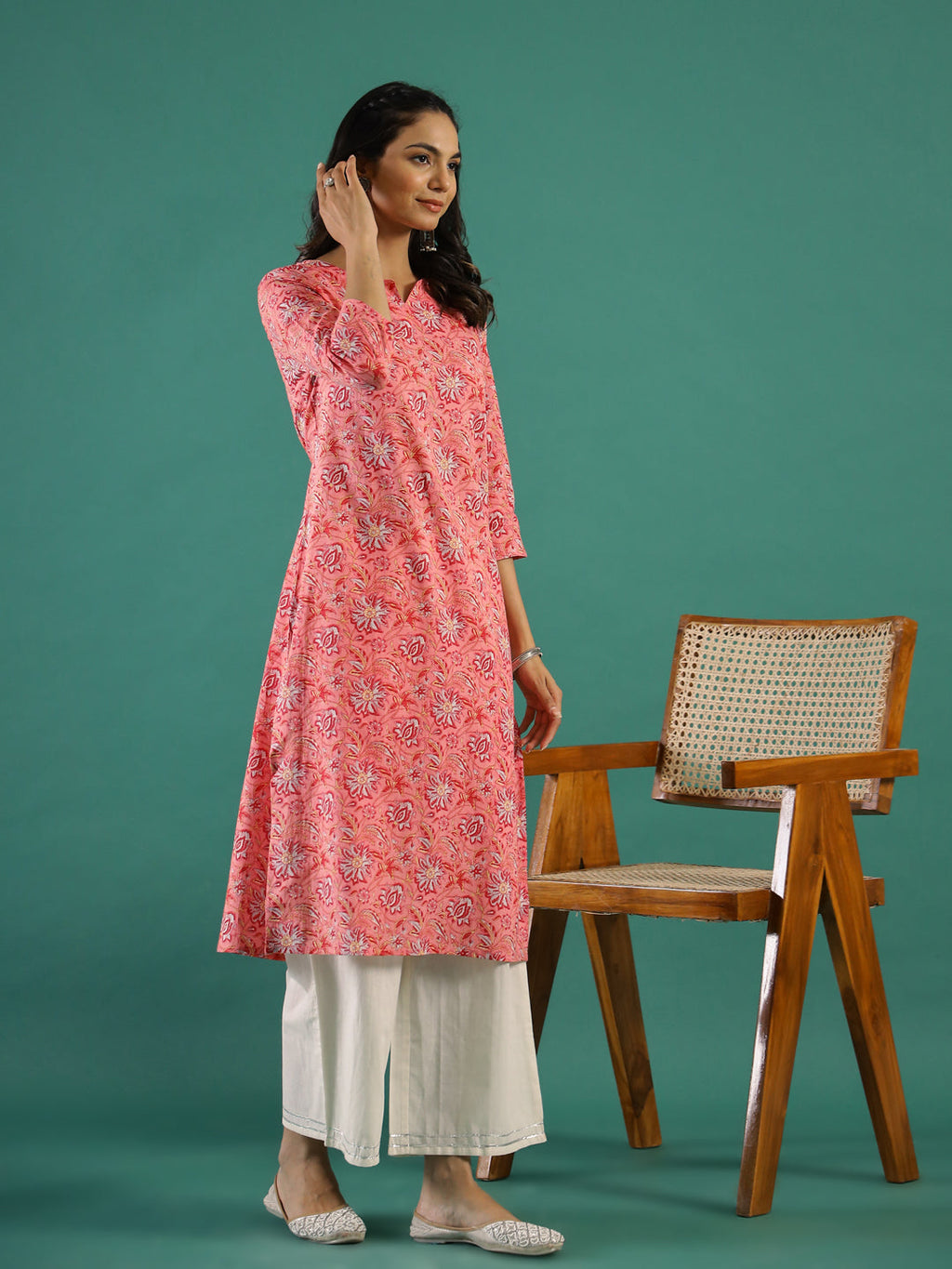 Pink Ethnic Printed Cotton Straight Kurta - SanskrutiHomes 