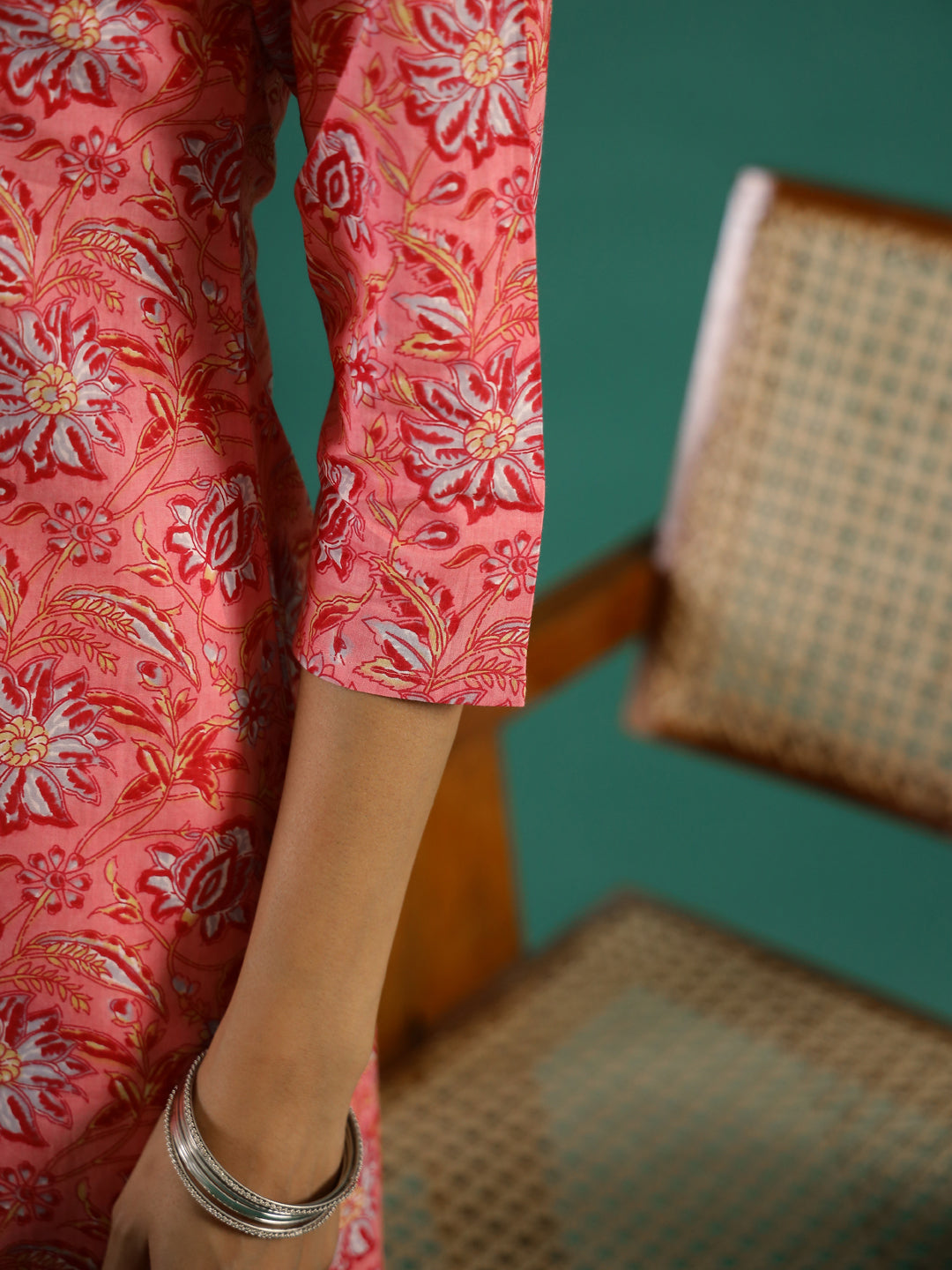 Pink Ethnic Printed Cotton Straight Kurta - SanskrutiHomes 