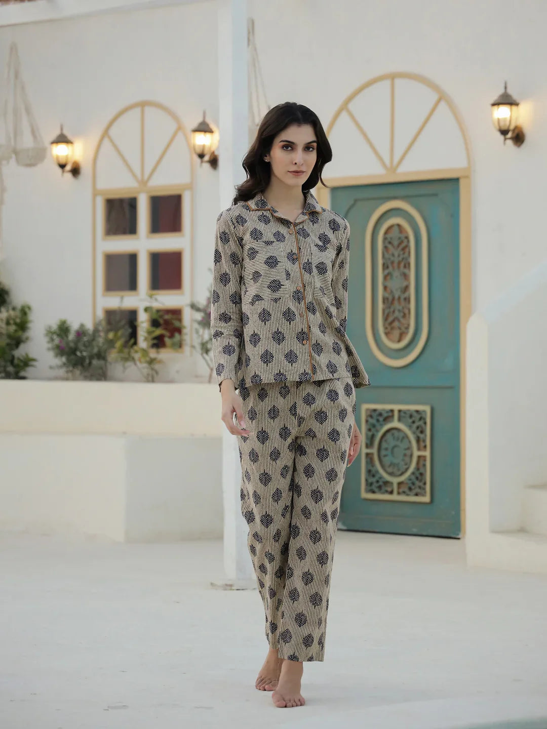 Leaf Printed Cotton Night Suit Set - SanskrutiHomes 