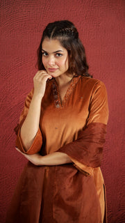 Orange Solid Velvet Kurta set with Dupatta - SanskrutiHomes 