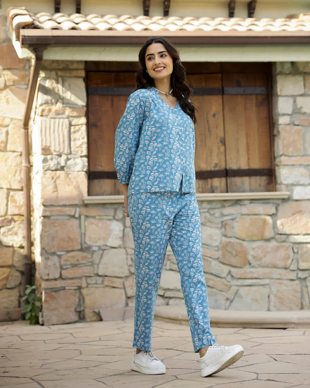 Blue Leaf Cotton Night SUIT - SanskrutiHomes 