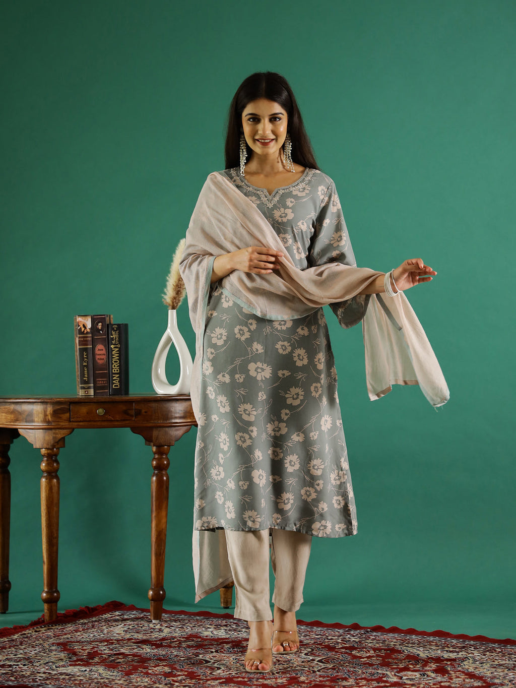 Gray Color Round Neck Printed Kurta Set - SanskrutiHomes 