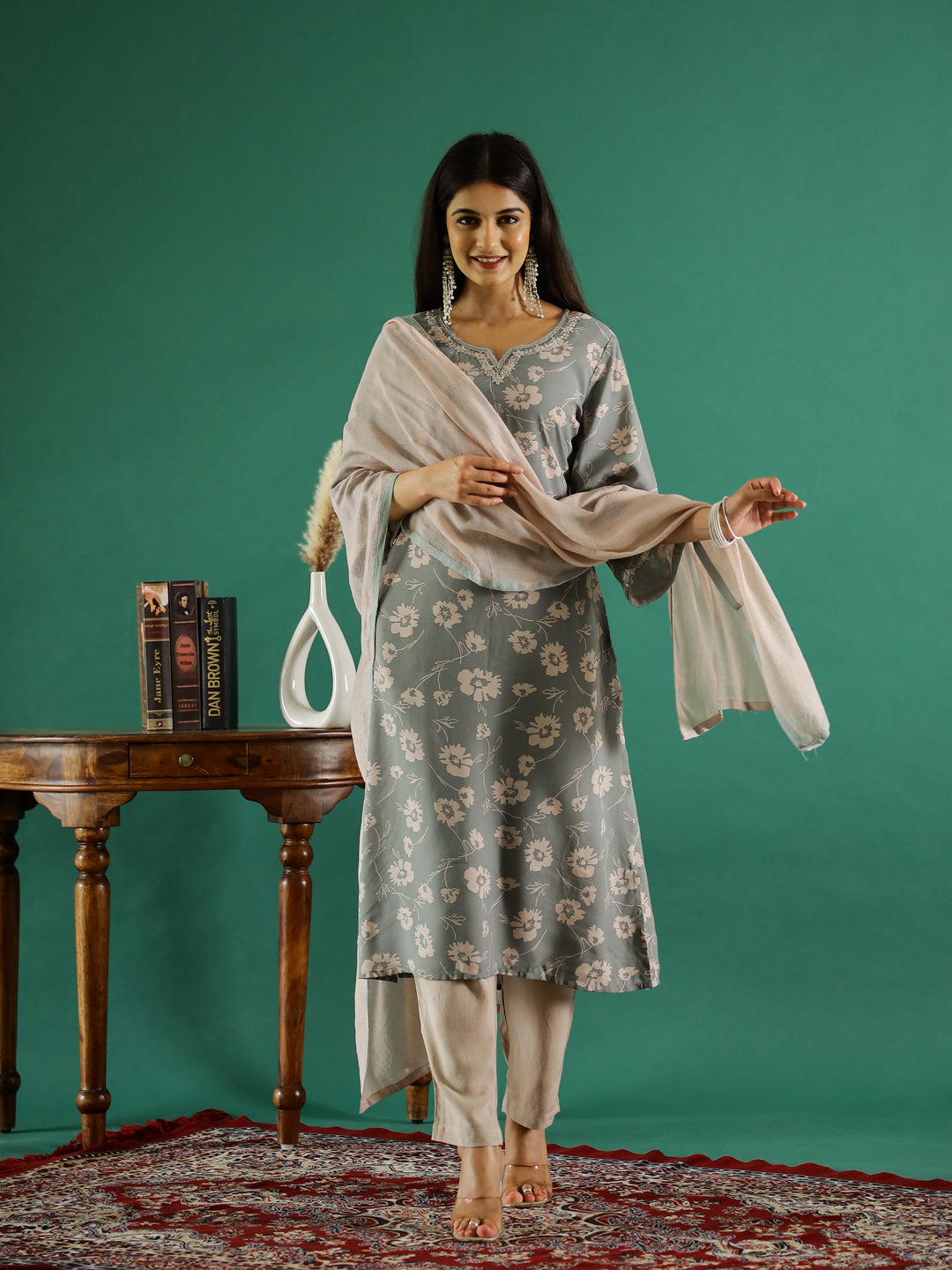 Gray Color Round Neck Printed Kurta Set - SanskrutiHomes 
