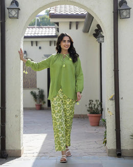 Green Designer Loungewear Set - SanskrutiHomes 