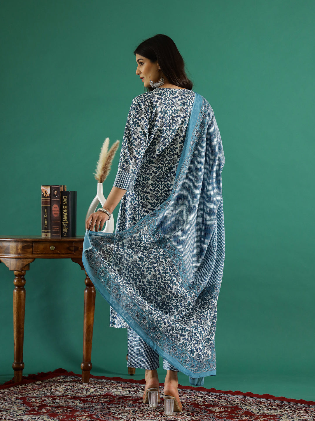 Green Designer Loungewear Set - SanskrutiHomes 