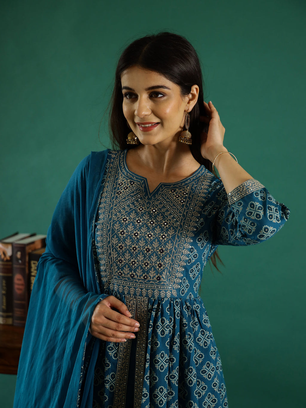Women Pure Cotton kurta set with Chiffon Dupatta - SanskrutiHomes 