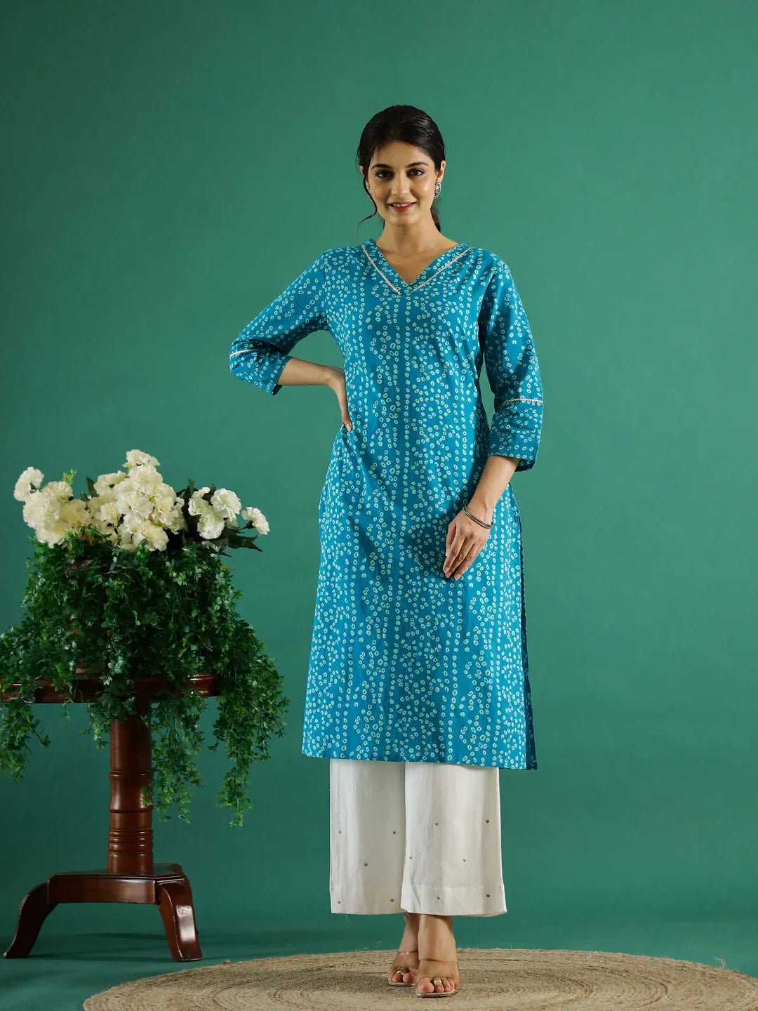 Blue White Dotted Printed Cotton Kurta - SanskrutiHomes 