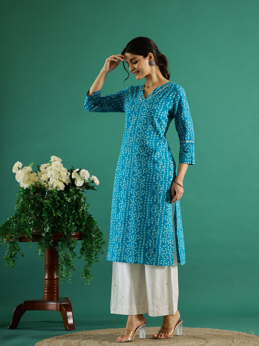 Blue White Dotted Printed Cotton Kurta - SanskrutiHomes 