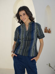 Blue Mandarin Neck Abstract Print Pure Cotton Night Suit For Women