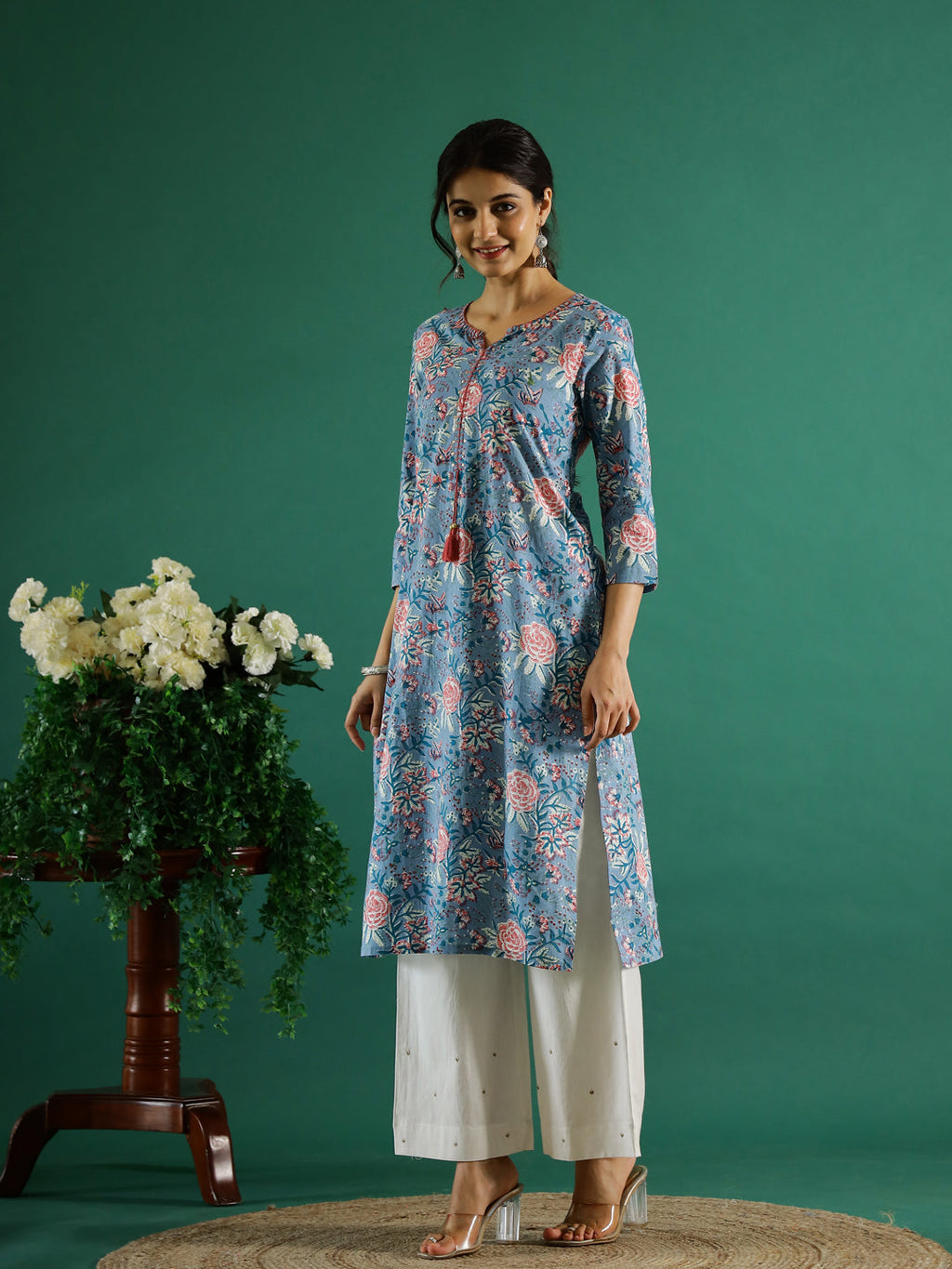 Blue Flower Printed Round Neck Cotton Kurta - SanskrutiHomes 