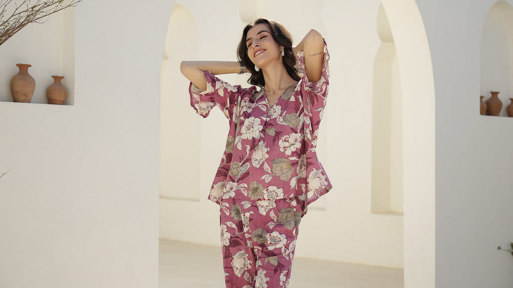 Cotton Black Towel Bath Robe - SanskrutiHomes 