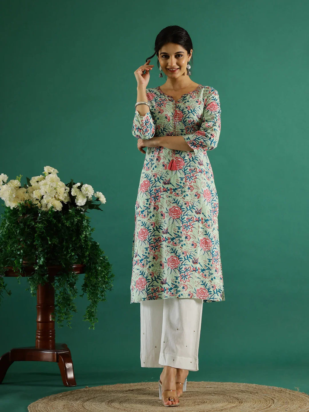 Green Flower Printed Round Neck Cotton Kurta - SanskrutiHomes 