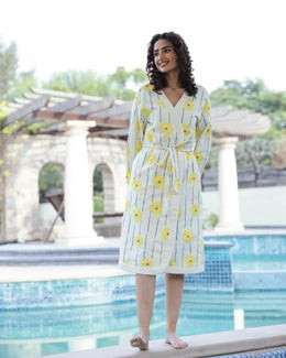 Cotton Off White Towel Bath Robe - SanskrutiHomes 