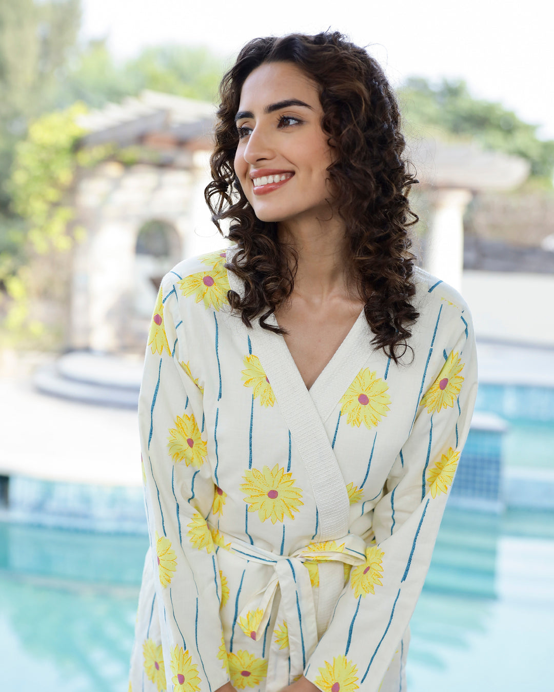 Cotton Off White Towel Bath Robe - SanskrutiHomes 