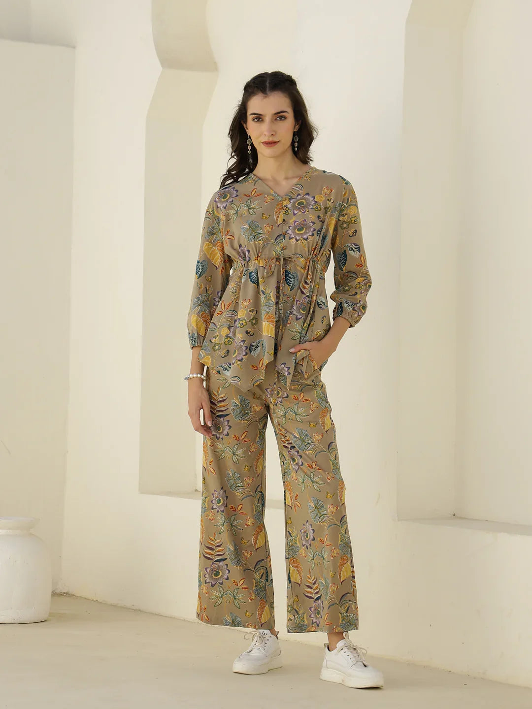 V-Neck Floral Printed Cotton Night Suit - SanskrutiHomes 