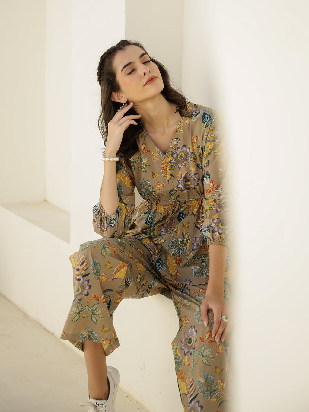 V-Neck Floral Printed Cotton Night Suit - SanskrutiHomes 