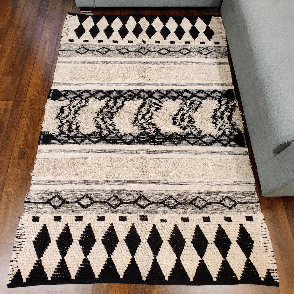 Hand-weaved 100% Cotton Multi-color Rug - SanskrutiHomes 