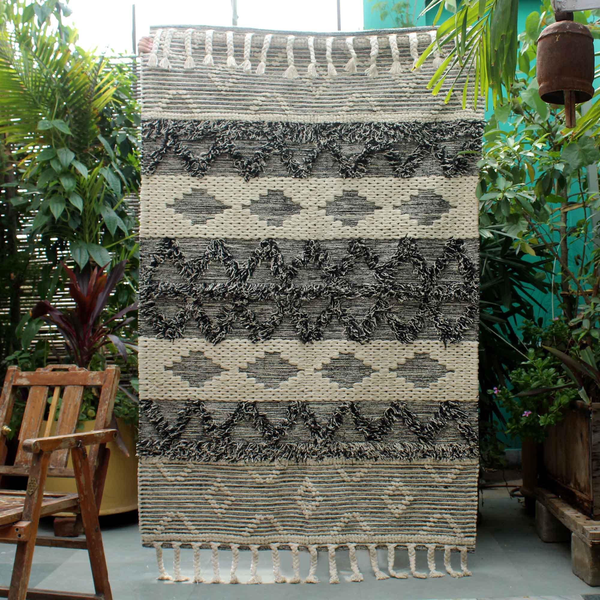 Hand-weaved 100% Cotton Multi-color Rug - SanskrutiHomes 