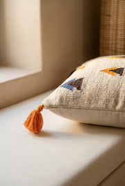 White Geometric Tufted Cotton Squared Cushion Cover