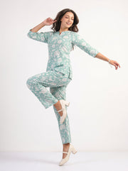 Green Round Neck Geometric Print Night Suit For Women