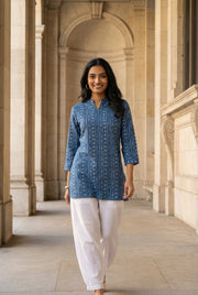 Blue Round Neck Floral Print Cotton Top For Women