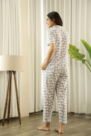 Grey White Cotton Cat Printed Peter Pan Collared Night Suit Set