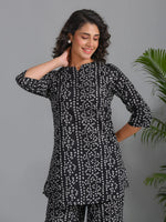 Women Floral Printed Black loungewear set - SanskrutiHomes 