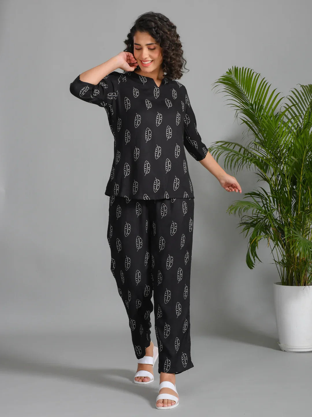 Black Viscose Rayon Printed Round Neck night suit for women - SanskrutiHomes 