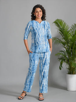 Blue Printed Round Neck Cotton Night Suit - SanskrutiHomes 