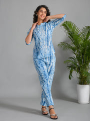 Blue Printed Round Neck Cotton Night Suit - SanskrutiHomes 