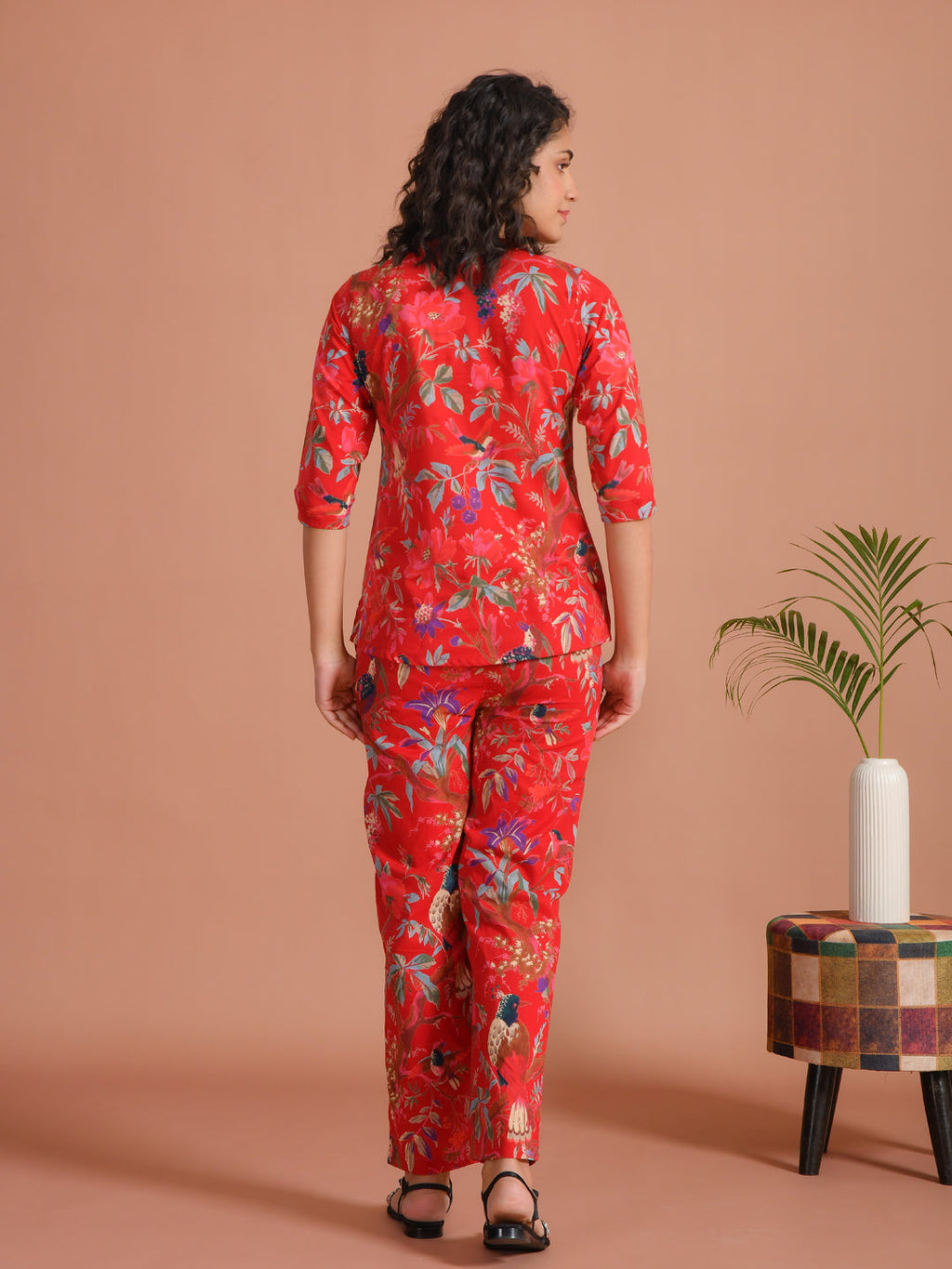 Red Pure Cotton Printed Round Neck night suit for women - SanskrutiHomes 
